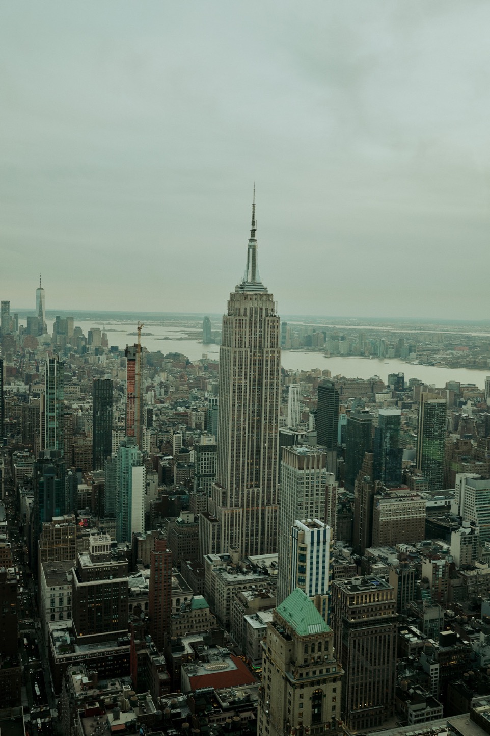 skyline of New York with the empire state building in the center