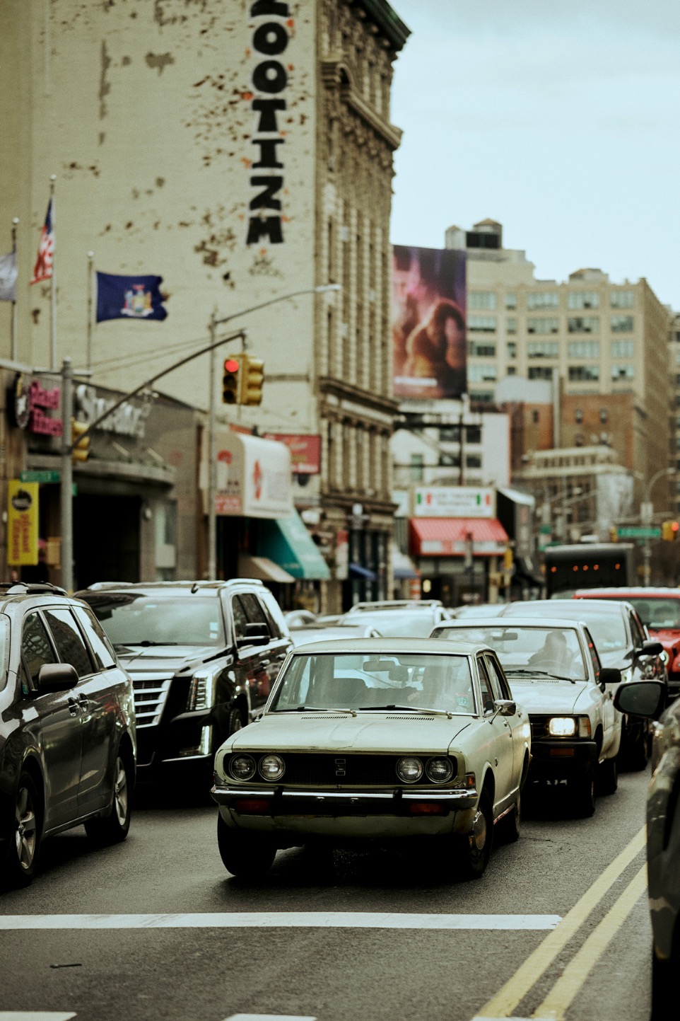 traffic on canal street in New York